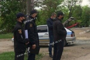 У Мелітополі пенсіонер розмахував прапором СРСР