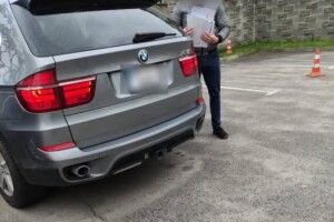 На Рівненщині чоловік забув, де припаркував автівку і заявив про крадіжку