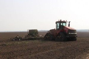 На Прикарпатті розпочали весняно-польові роботи
