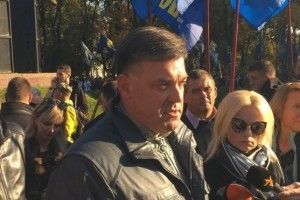 Тягнибок не йде в Президенти