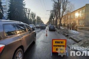 Рівнянка наїхала на 26-річну лучанку, яка переходила дорогу