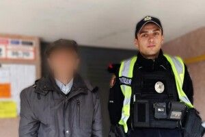 У Луцьку патрульні допомогли літньому чоловікові, який заблукав 