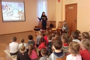 Руденька білочка вчила луцьких дошкільнят остерігатися червоного півня (фото)