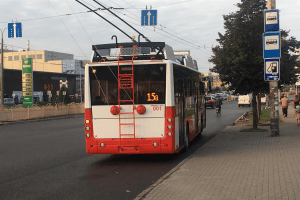 У Луцьку через відключення світла змінили графік руху тролейбусів