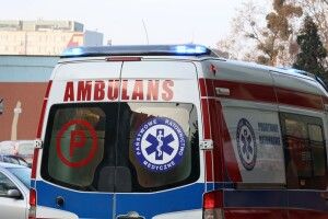 У Польщі в ліфті напали на підлітка з України