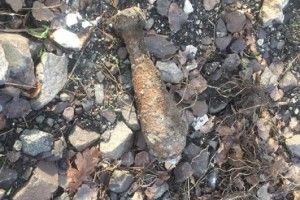 На Рівненщині біля залізниці виявили міну