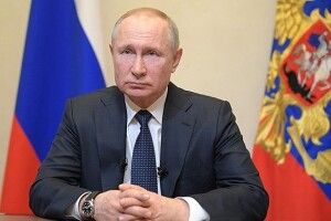 Путін заявив, що зробив першу у світі вакцину від COVID-19 і випробував на доньці
