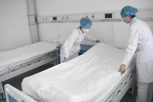 Назвали можливу причину смерті чоловіка, вакцинованого від COVID-19