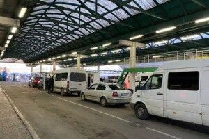 Російські війська взяли оперативну паузу та перегруповуються, але бої тривають по всій країні