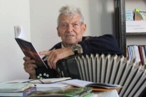 Сьогодні волинському «соловейку» линуть вітання навіть із святої землі