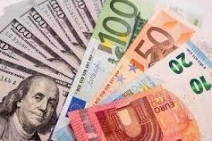 У Wells Fargo прогнозують, що євро протягом місяця зрівняється з доларом