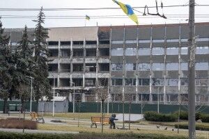 Російські окупанти спробували прорватися в Маріуполь гуманітарним коридором
