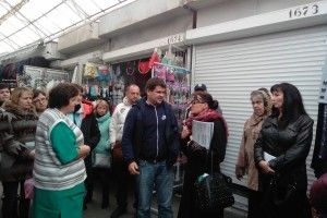 Підприємці «Варшавки» закривали контейнери і тікали від представників Держпраці