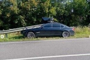 Як BMW в'їхало під відбійник: деталі карколомної ДТП на Волині (Фото)