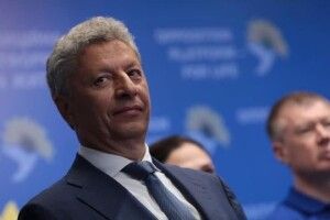 Петиція до Зеленського про позбавлення Бойка звання Героя України набрала 25 тисяч підписів