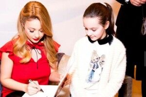 Тіна Кароль випустила різдвяну аудіокнигу для дітей