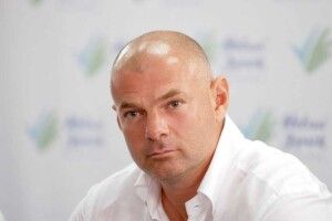 Палиця: Коли Зеленський став президентом, до Коломойського двері не зачинялися