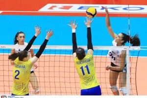 Збірна України провела перший товариський матч у Греції