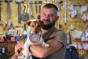 Воїн «Лихач» з Волині знайшов на фронті чотирилапого побратима