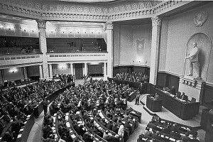 ТАЄМНИЦЯ ПАРЛАМЕНТСЬКОЇ НОЧІ:  як із Верховної Ради виносили Леніна