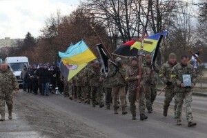 На Волині попрощалися із 35-річним командиром (Фото)