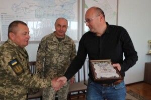 Голова громади на Волині отримав відзнаку командувача військ оперативного командування «Захід»