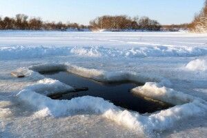 Лікар розповів про стан хлопчика, який скупався на Водохреще в Стиру і знепритомнів