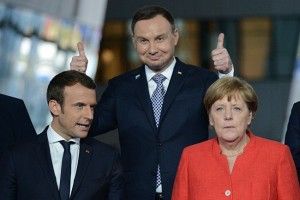 Де проводять Різдвяні канікули європейські лідери