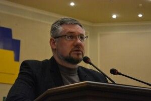 Капустюк з «Волиньприродресурсу» розповів депутатам, як «бурштинові справи»