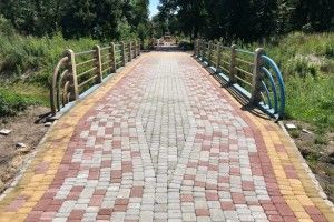 У Луцьку ремонтують центральний парк