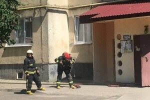 У Луцьку горіла багатоповерхівка (Фото)