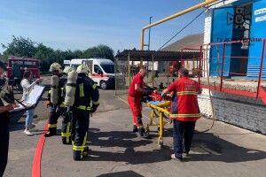 На Волині на хлібокомбінаті працювали рятувальники (Фото)