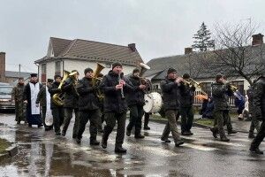 У Луцькому районі попрощались із Героєм, який поліг на Донеччині (Фото)