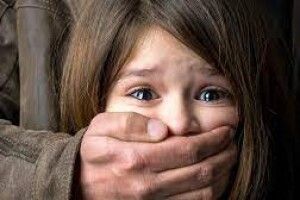У гаражі знайшли дитяче порно: подробиці зґвалтування пенсіонером дівчинки на Волині