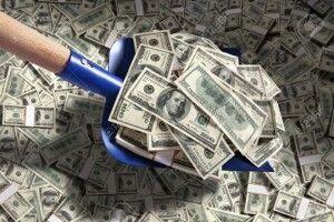 Скільки потрібно заробляти, щоб вистачило на життя в Україні