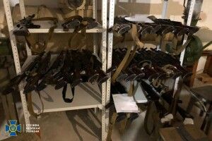 Знешкоджено банду, яка діяла під виглядом добровольчого батальйону