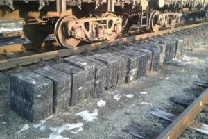 З Волині до Польщі хотів прорватися поїзд із запакованими цигарками вагонами (Відео)