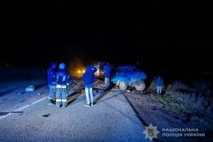 На Волині водій «Volkswagen» влетів у вантажівку, серед травмованих – двоє дітей
