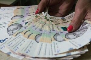 Дві волинянки віддали шахраям 40 тисяч гривень