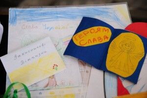 Учениці з Любомльщини — призери обласного конкурсу «Військові обереги від Святого Миколая»