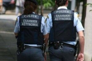 Священник облив кислотою сімох митрополитів