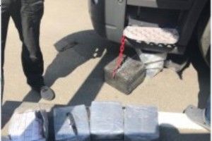 Серед шлаку міді волинські прикордонники знайшли заховані цигарки