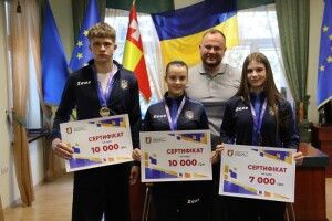 Юні боксери з Луцька – серед кращих у світі: мер міста привітав спортсменів із досягненнями