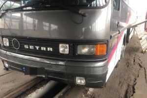 У «Домановому» знайшли цигарки в автобусі... за фарою