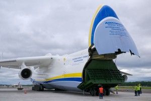 Boeing допоможе «Антонову» виробляти 8 літаків на рік