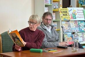 Британські волонтери відвідали громаду на Волині та передали авто для ЗСУ