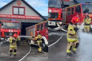 Як проводжають на пенсію рятувальників на Волині (Відео)