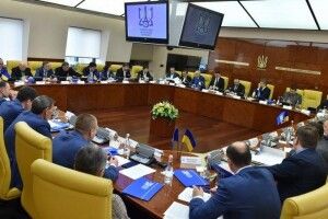 Починаючи із сезону 2021/2022 в УПЛ виступатиме 16 команд