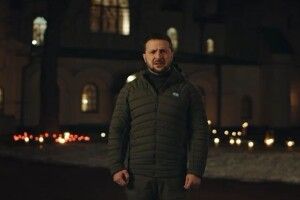 «Ми не чекатимемо дива, ми творитимемо його самі»: Володимир Зеленський привітав українців з Різдвом  (Відео)