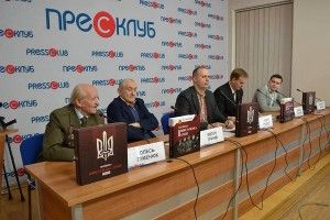  У Львові презентували фотоальбом УПА на 6 тисяч світлин